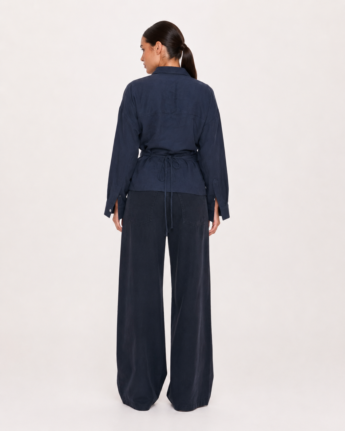 The Crossover Top Navy