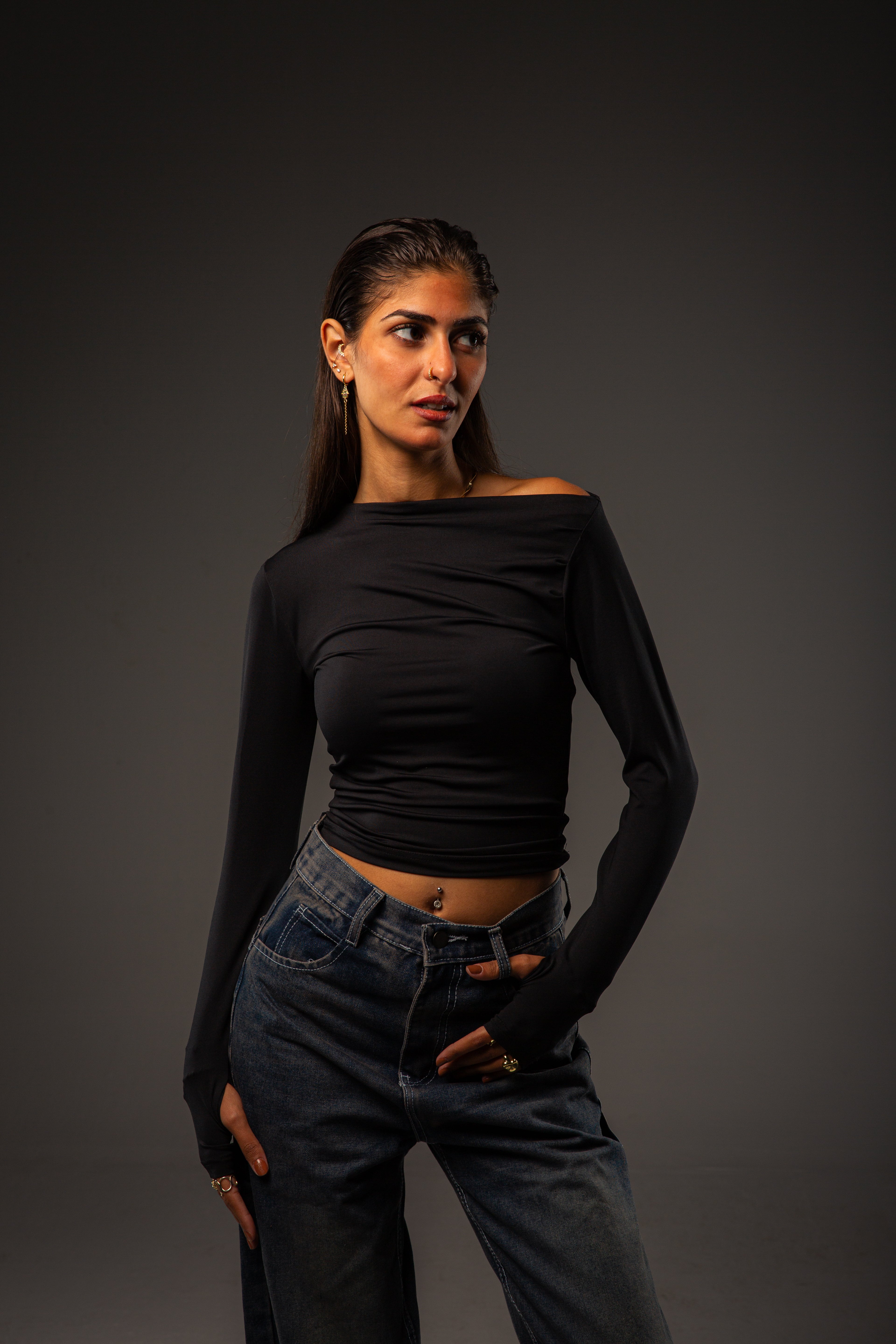Off-shoulder black